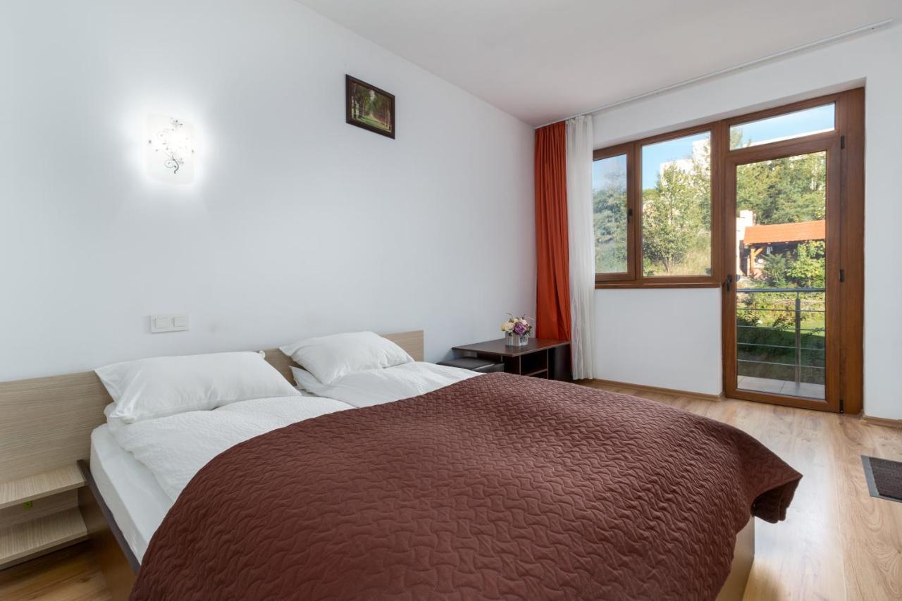 Vila Izvor Băile Felix Екстериор снимка